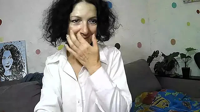 ValleriWind on StripChat 