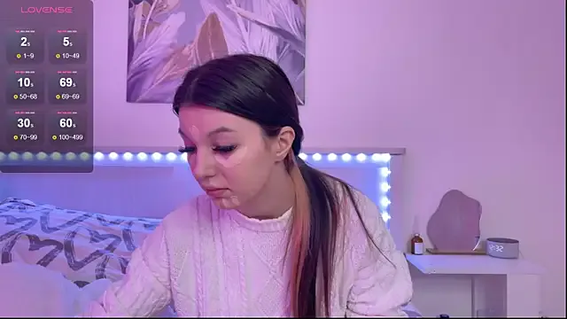 Veronica_leal — tease my sexy nipples