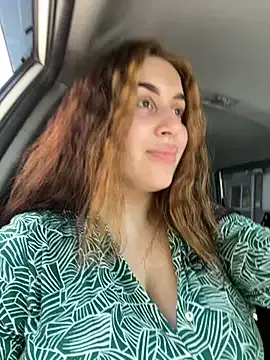 VikiDemini on StripChat 