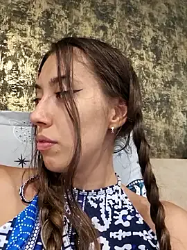 Virgin_Pussy_Horny — Suck dildo
