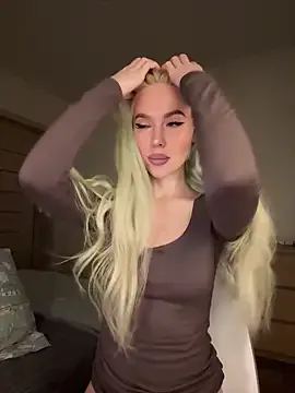 xDinnax — panties off and rub pussy