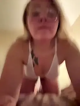 xxcurvyjessiexx — Spanks ass x2