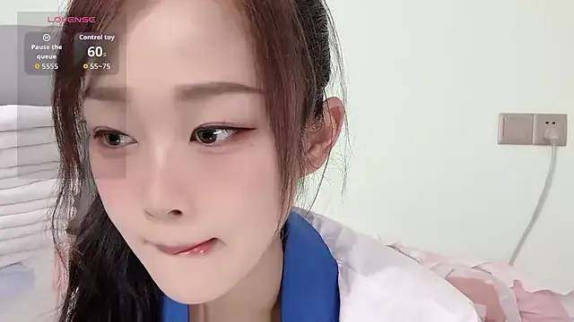 yueyue2003 on StripChat 