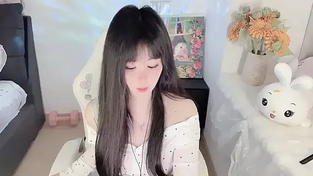 yuii-7 on StripChat 