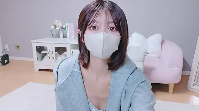 Yuna-ch — Freechat on StripChat
